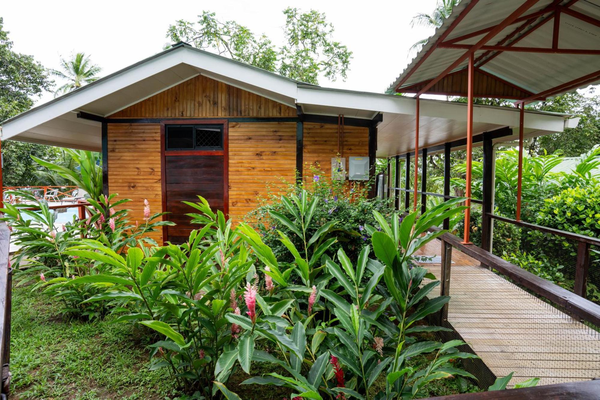 Pirate Cove Hotel Drake Bay Bagian luar foto