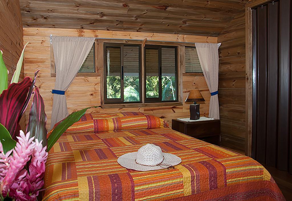 Pirate Cove Hotel Drake Bay Ruang foto