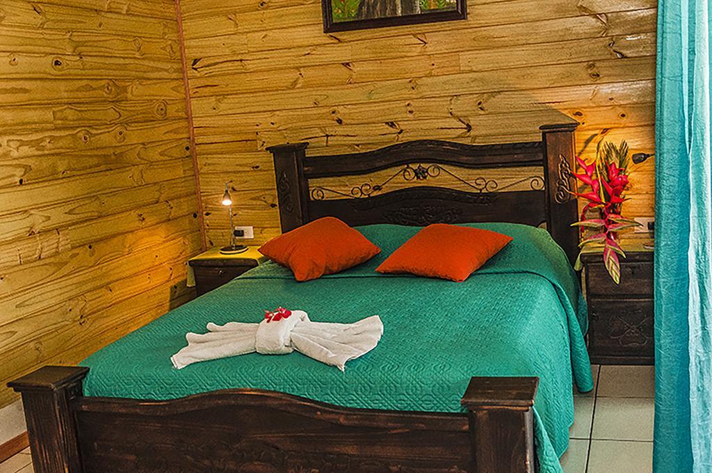 Pirate Cove Hotel Drake Bay Bagian luar foto